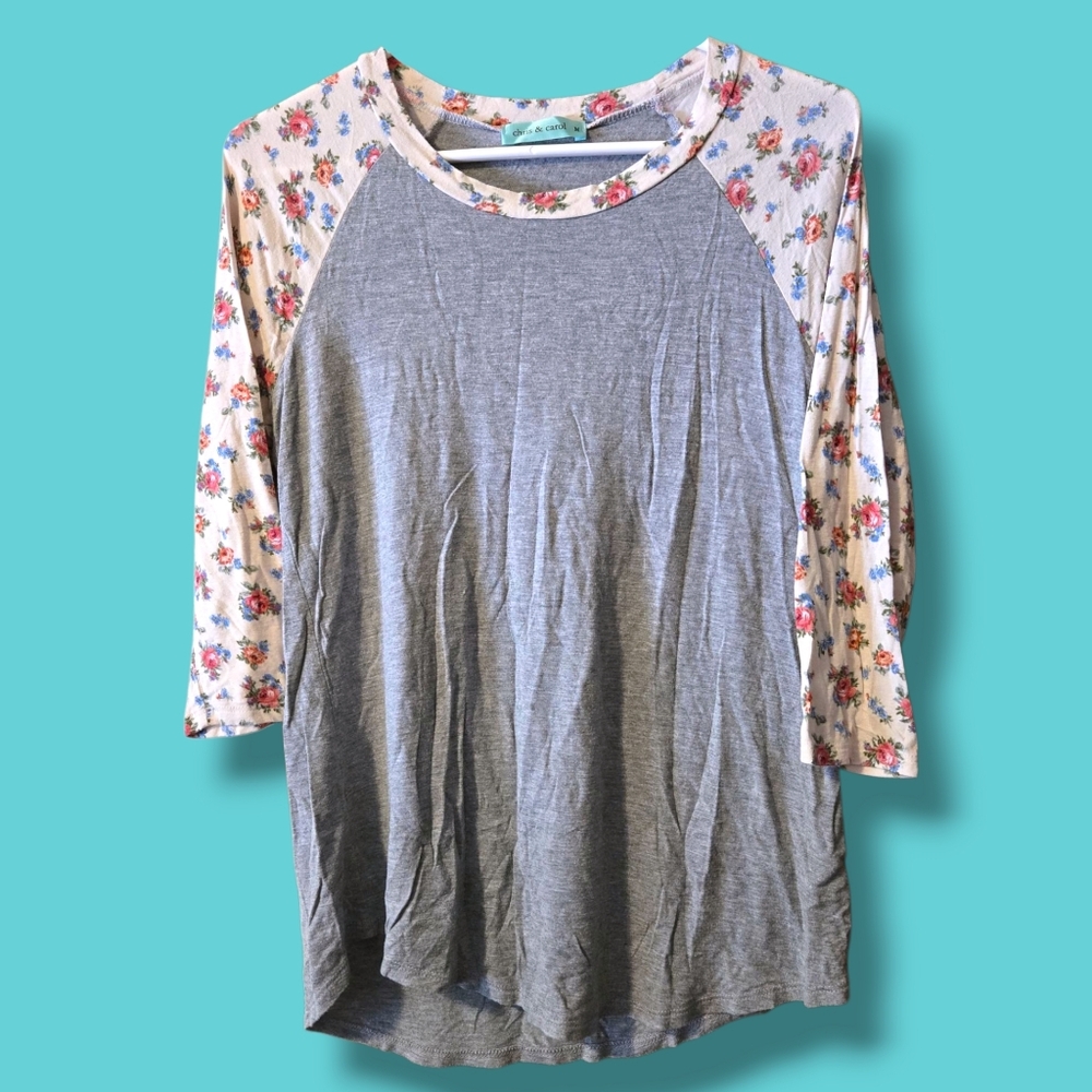 Chris & Carol Floral Sleeve Raglan Top
